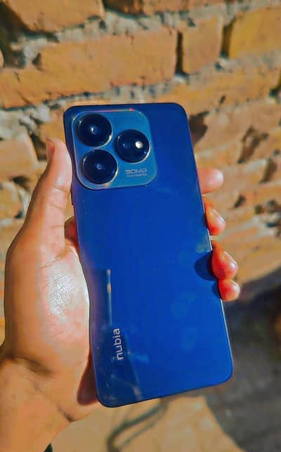 Zte Nubia V60 design