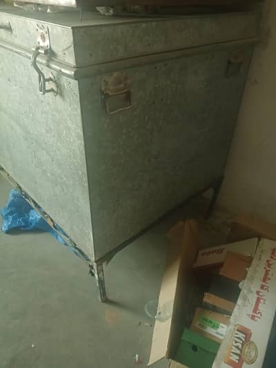 Trunk ( Peti Diamond ) jasti chadar pure original.