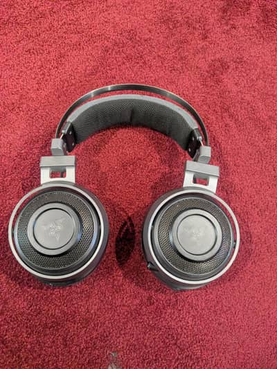 razer nari gaming headphones