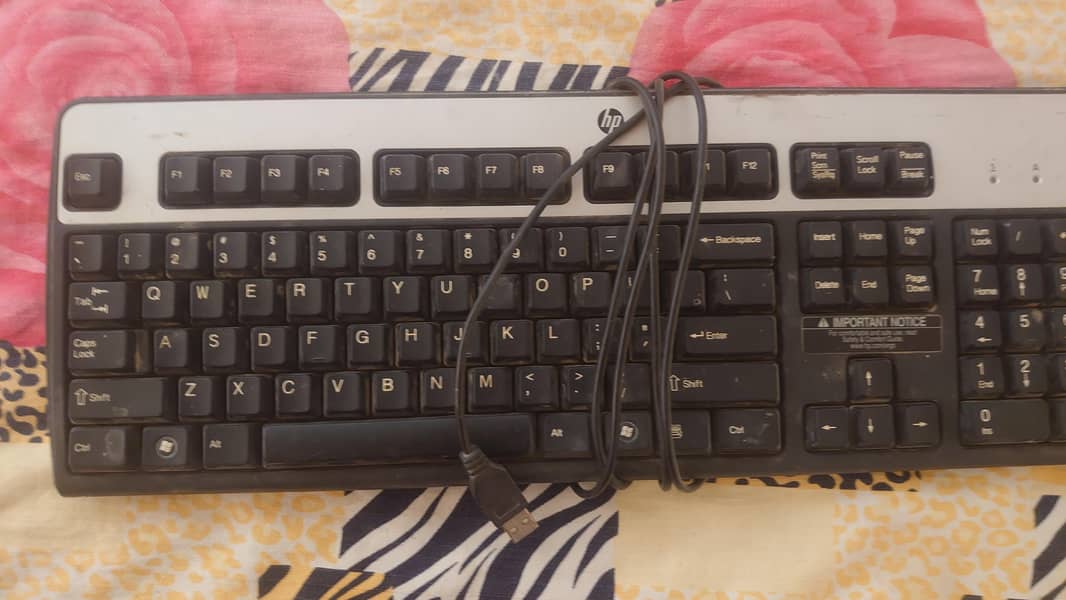 keyboard+mouse+Computer LCD 3