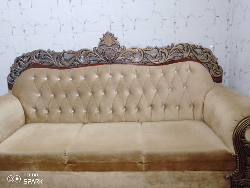 5 seater sofa 0