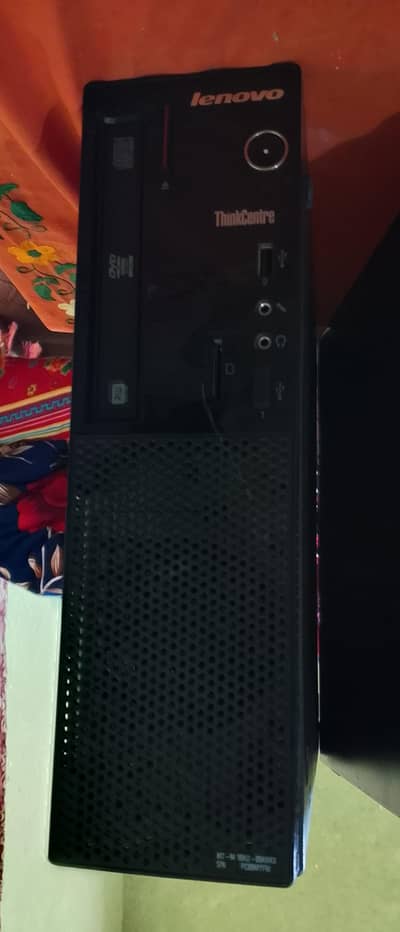 Lenovo E73 i5 4th generation 128ssd 8gb Ram desktop pc