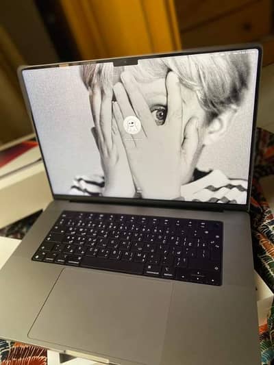 MacBook pro Core i9 2019 with full box for sale