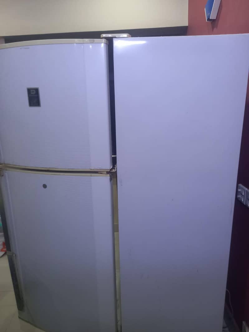 Refrigerator 4