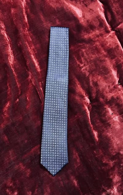 Tie (Charcoal Brand)