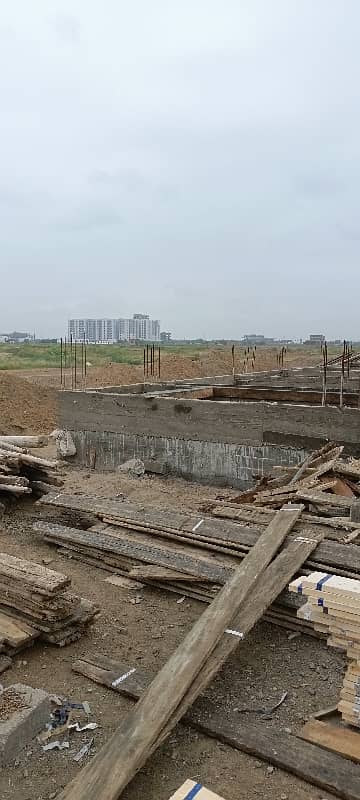 240 SQUARE YARD ON 40 FEET ROAD IN BLOCK 3 PIR AHMED ZAMAN TOWN