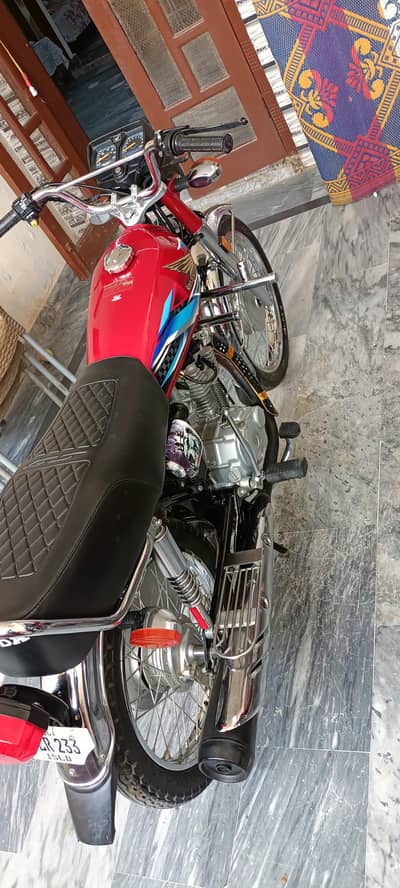 HONDA CG 125 FOR SALE 10/10 CONDITION 03100117210