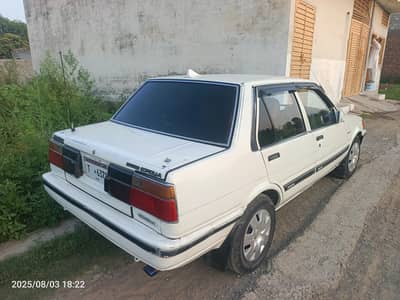 Corolla 86