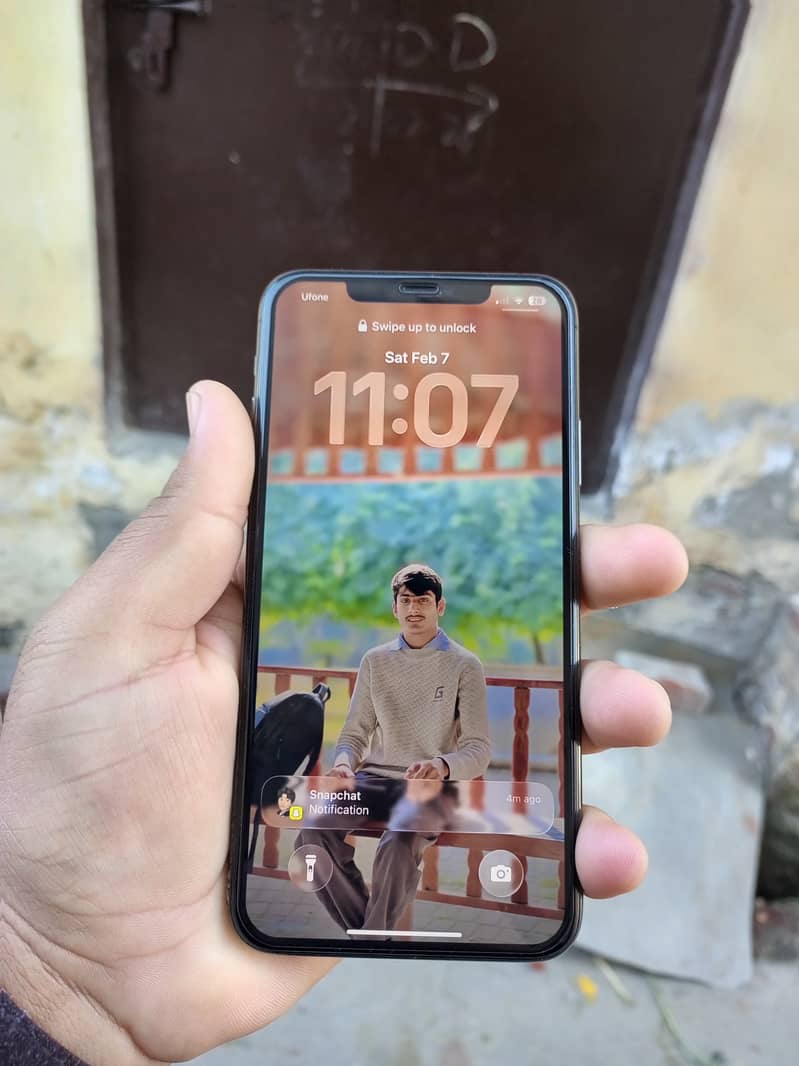Iphone 11 pro max 2