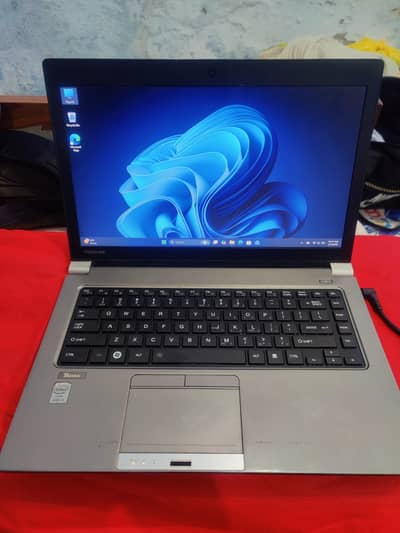 Toshiba Tecra Z-40 A core i5 4th generation URGENT SELL