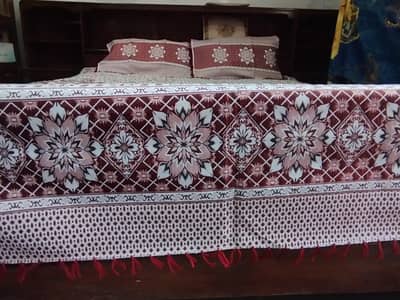 Ranii bed set made from 100 percent talli wood for sale