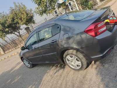 Honda city IVTEC Prismatic 2019. . . contact only on this num⁰³⁴⁵¹⁵²⁶⁷¹⁵