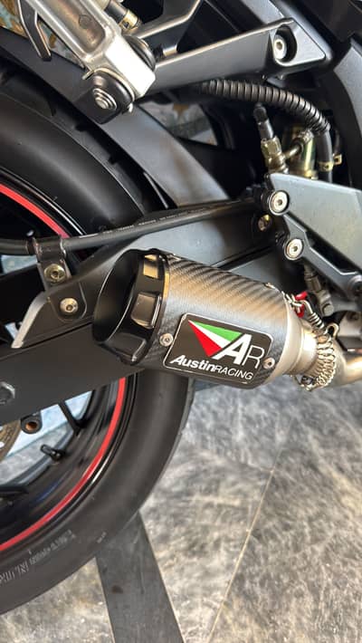 Austin racing Exaust carbon fiber