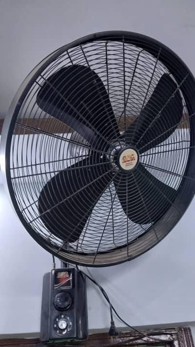 GFC BRACKET FAN 24" NEW COOPER IN NORTH NAIZAMABAD