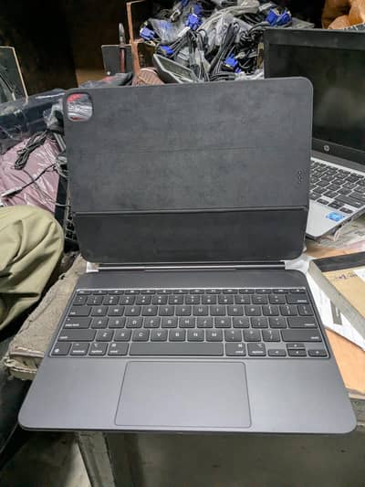 ipad pro m4 magic keyboard