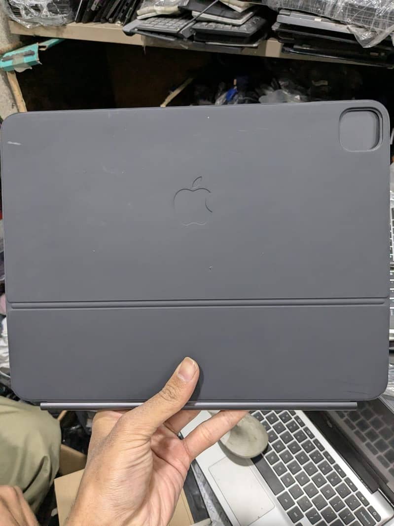 ipad pro m4 magic keyboard 5