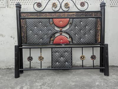 iron bed with matress