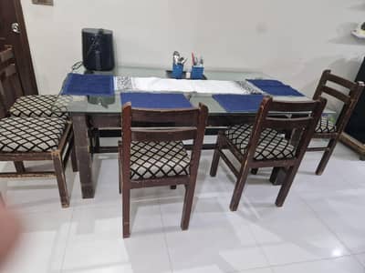 REAL WOOD 6 SEATER DINING TABLE