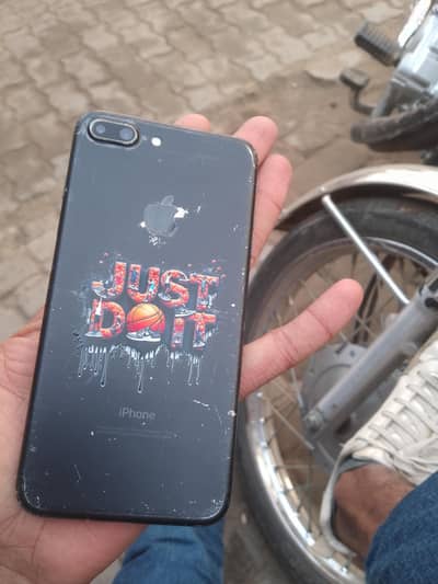 iphone 7 plus PTA prove 128 gb