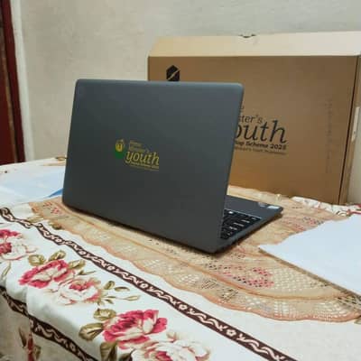 New Laptop for sale never used with Box