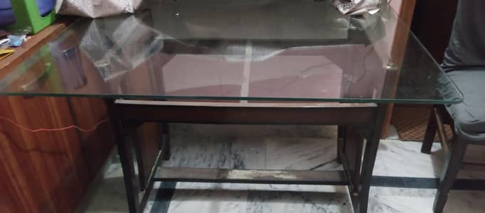 dinning table with 4 chairs