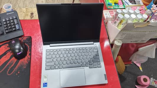 Lenovo Thinkbook 14 G6 - i7-13th gen