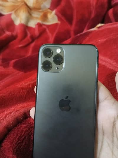 I phone 11 pro 64 GB dual pta