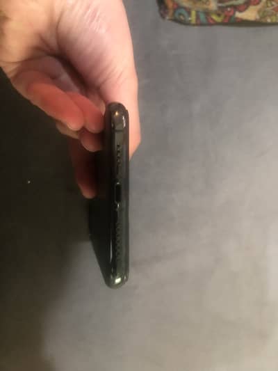 Iphone 11 pro max (PTA APPROVED)