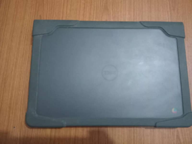 Chromebook 0