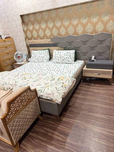 King Size Bed Set for Sale – Excellent Condition