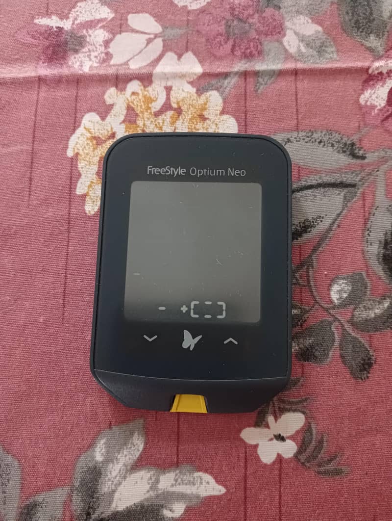 FreeStyle Sugar Machine | Glucometer 0