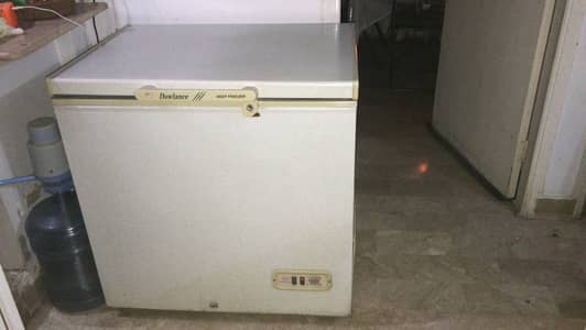Dawlance deep freezer In good condition