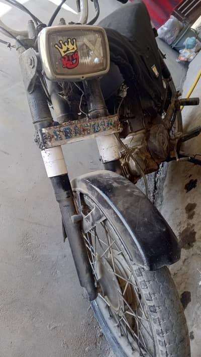 baike par day 500 yangi mai or bykia mai chalany ky liya