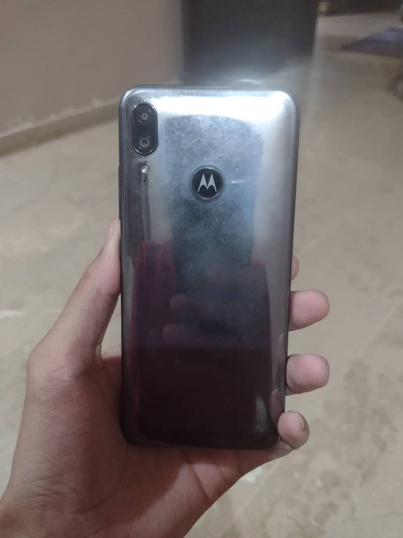 Motorola E6 plus 1