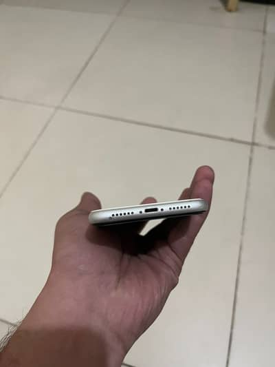 Iphone xr 128 bypass 81 health