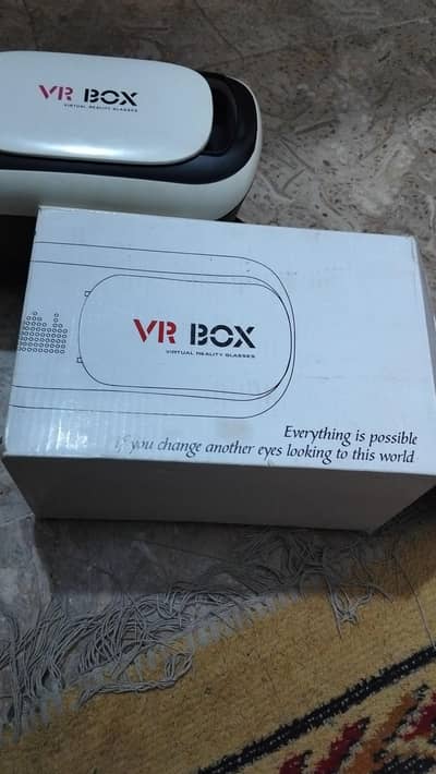 I'm selling my VR box  in new condition