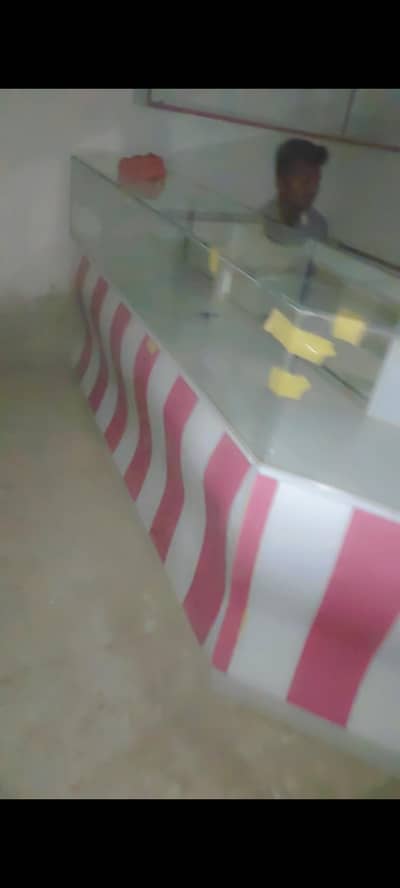 mobile shop conter L contar