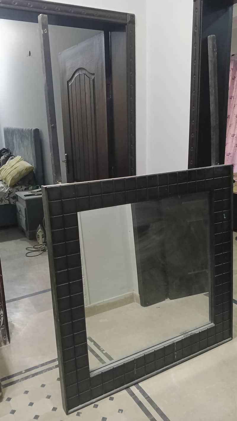 dressing table for room 1