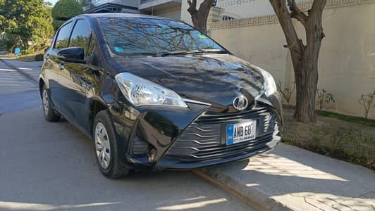 Vitz F safety package 2018 regbn 2021 first owner