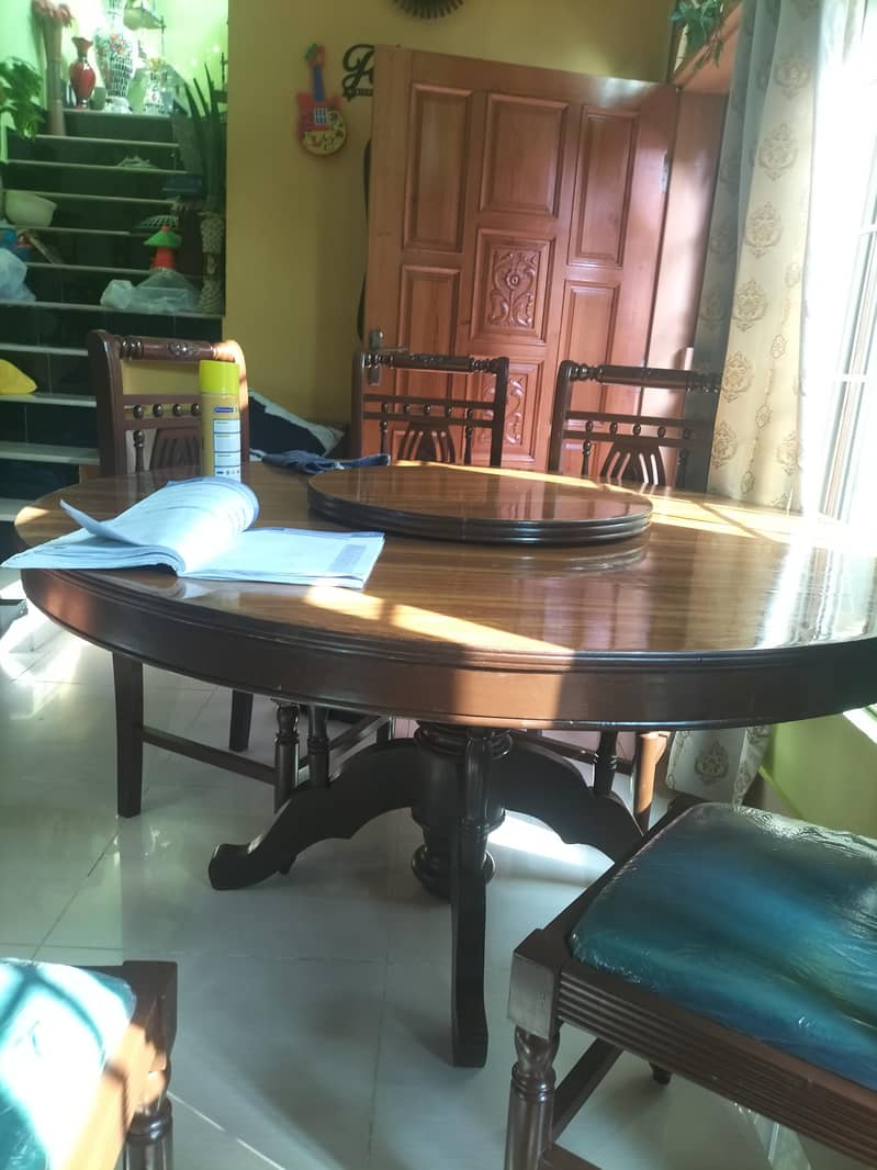 Daining table new condition 0