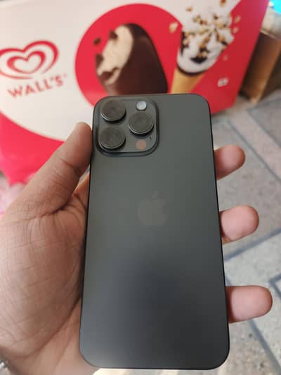 IPhone 15 pro max 512 Gb Canadian Model sim tray Jv