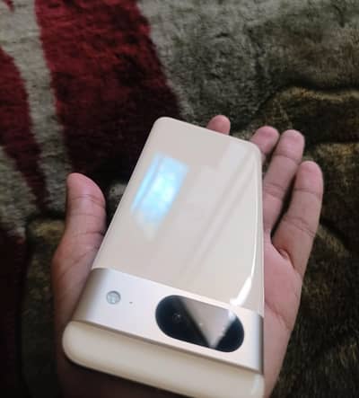Google Pixel 8 | official PTA Approved | Peach | 10/10 Condition