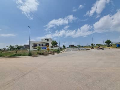 Possession Able Plot In Investor Rate Golden Opportunity For Investor