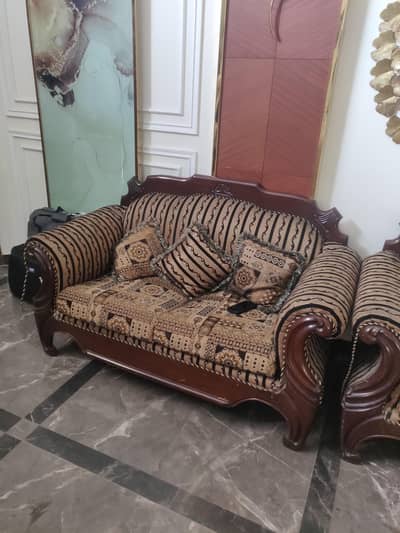 chinnyoti pure XL size SHEEESHAM wood  sofa set With xl center table