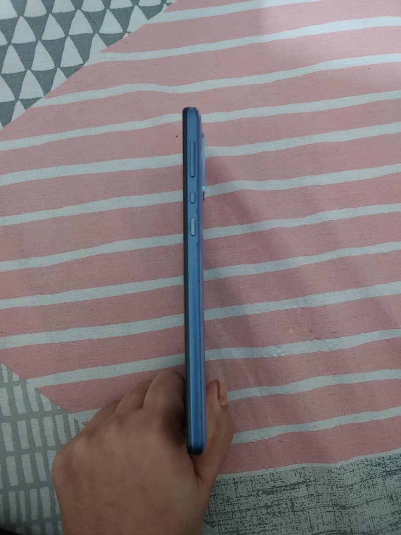 Sharp Aquos zero 5g 4