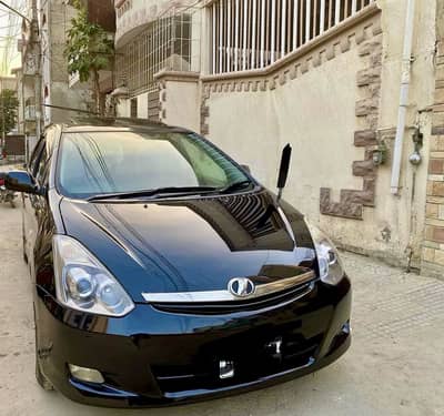 Toyota Wish SR (with sunroof)