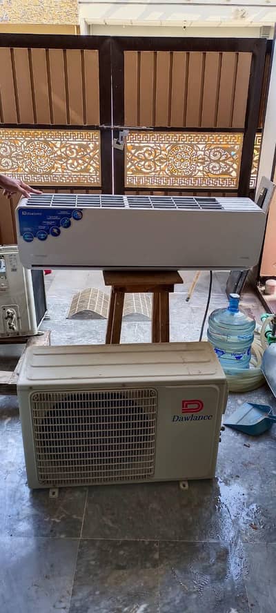 Dawlance 1.5 Ton Spilt AC (invertor)