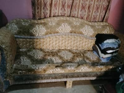 7 seater sofa selling