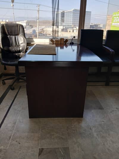 Brand new office  Table Available for sale