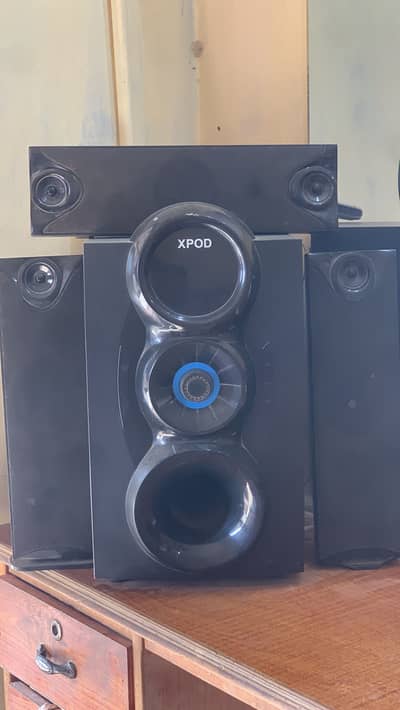 Behtreen sound k sath Aur Behtreen bass k sath .